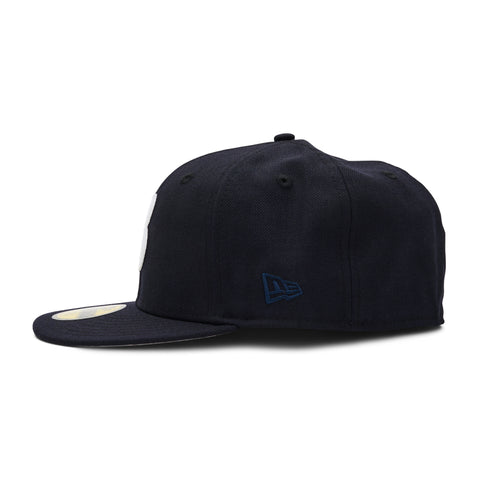 Better™ Gift Shop - "B" 5950 Navy/White New Era Fitted
