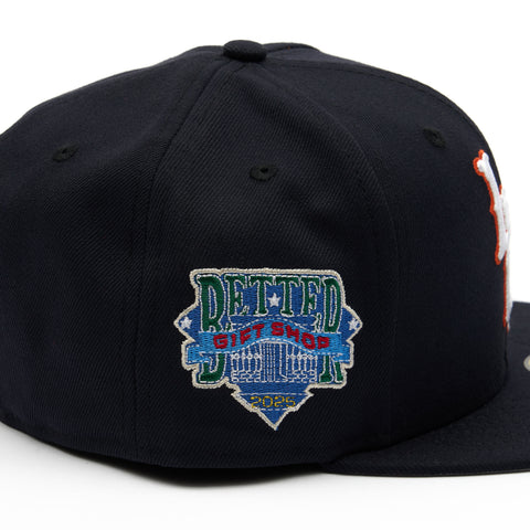 Better™Gift Shop/Earl Sweatshirt - "Live Laugh Love" 5950 Navy/Orange/White New Era Fitted