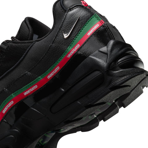 Nike Air Max 95 x UNDEFEATED Black/Metallic Silver-Gorge Green