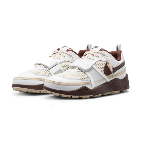 Nike - Travis Scott Nike Zoom Field Jaxx "Light Chocolate" White/Light Chocolate