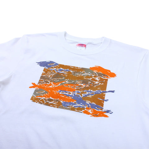 Room Share - White T01-CHKN HEAT REACTIVE CAMO TEE